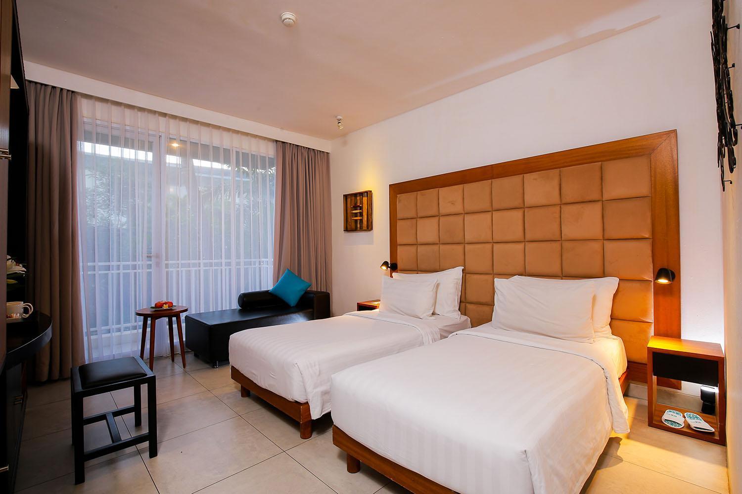 Hotel The 1O1 Bali Fontana Seminyak Legian Exterior foto