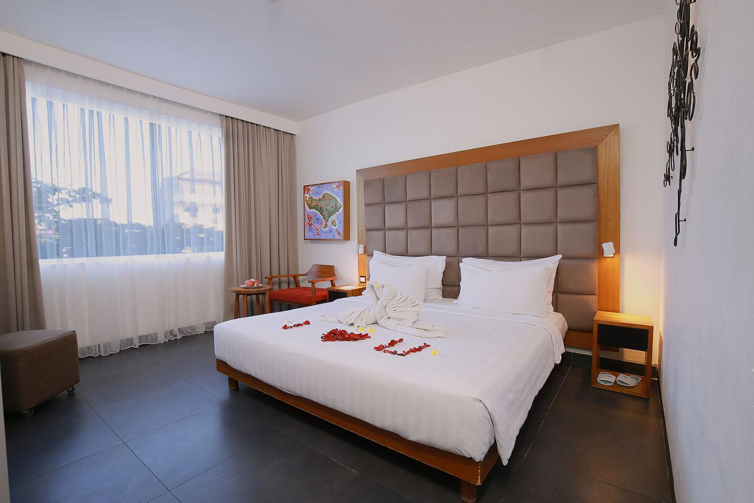 Hotel The 1O1 Bali Fontana Seminyak Legian Exterior foto