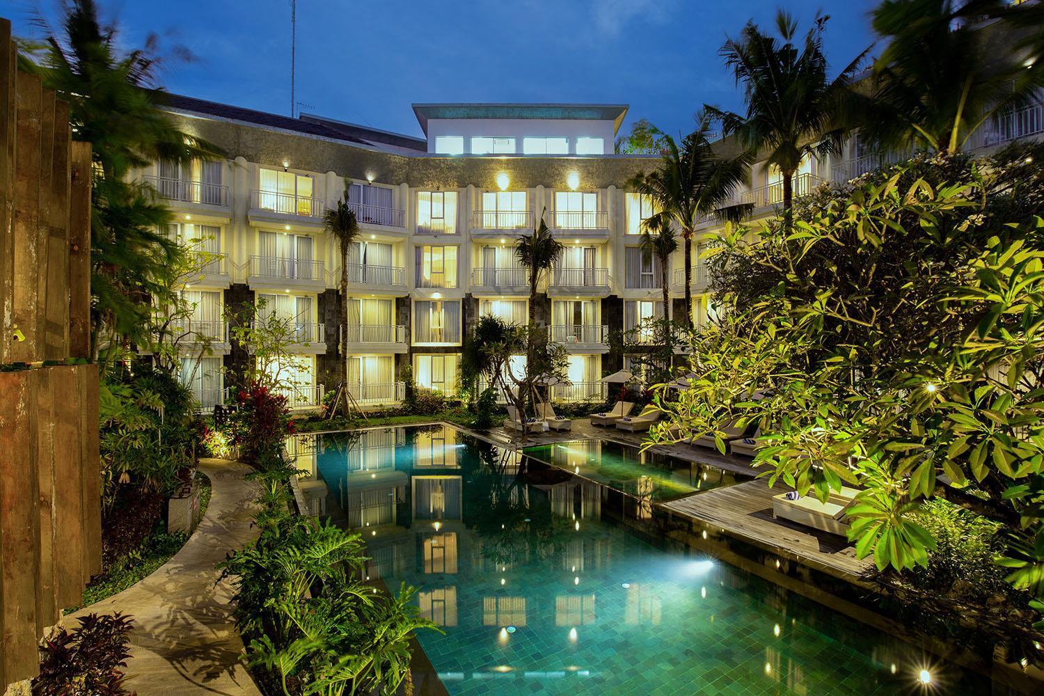 Hotel The 1O1 Bali Fontana Seminyak Legian Exterior foto